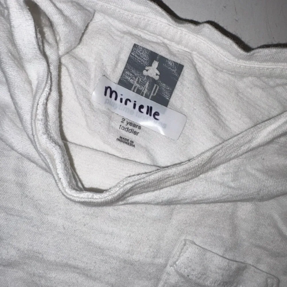 Carter’s and Old Navy size 3t bundle